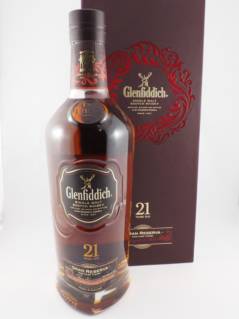GLENFIDDICH 21 Year Old Gran Reserva Rum Cask Finish Single Malt Whisky NV