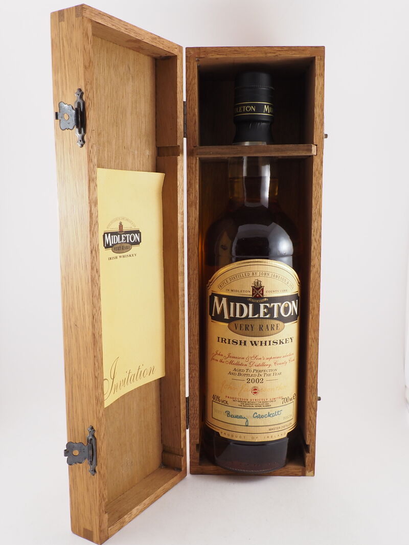 MIDLETON Very Rare 40% ABV Irish Whiskey BT 2002